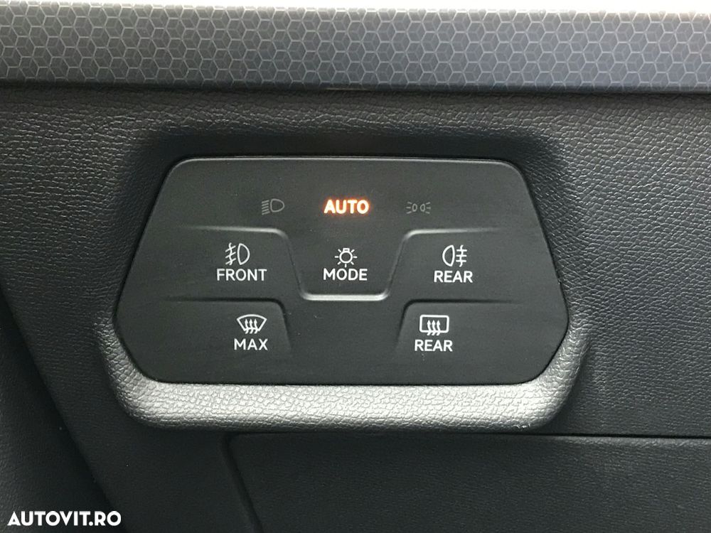 Seat Leon 2.0 TDI DSG Style - 25