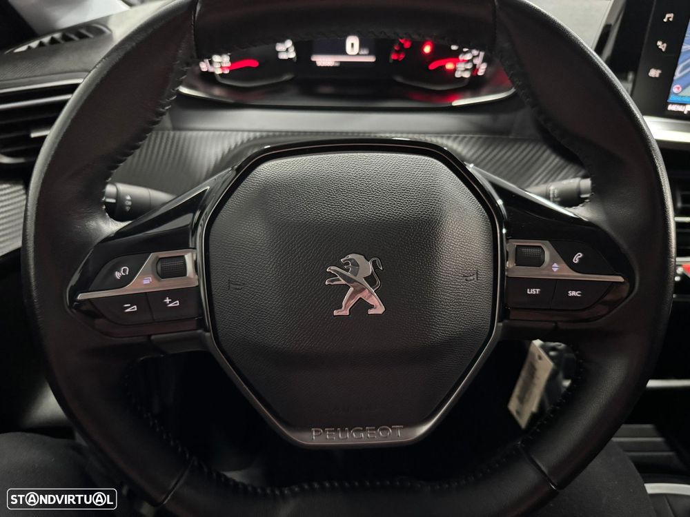 Peugeot 208 1.2 PureTech Active Pack - 27