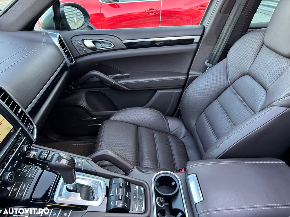 Porsche Cayenne Tiptronic S - 20