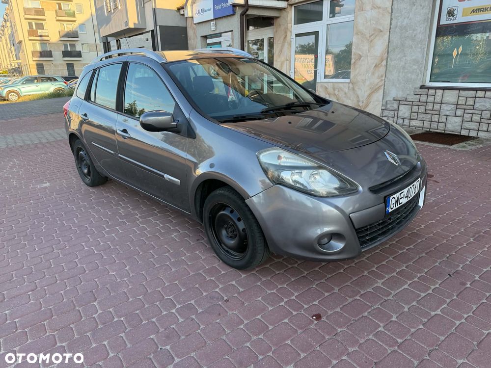Renault Clio 2011 photo 4