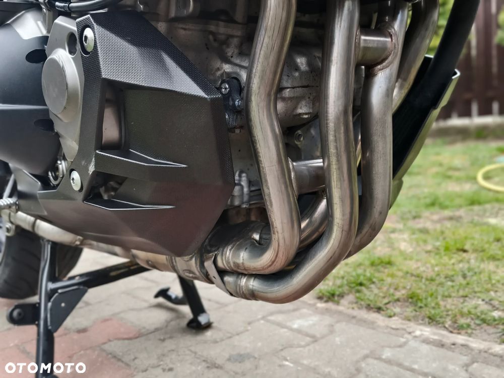 Kawasaki Versys 1000 - 16