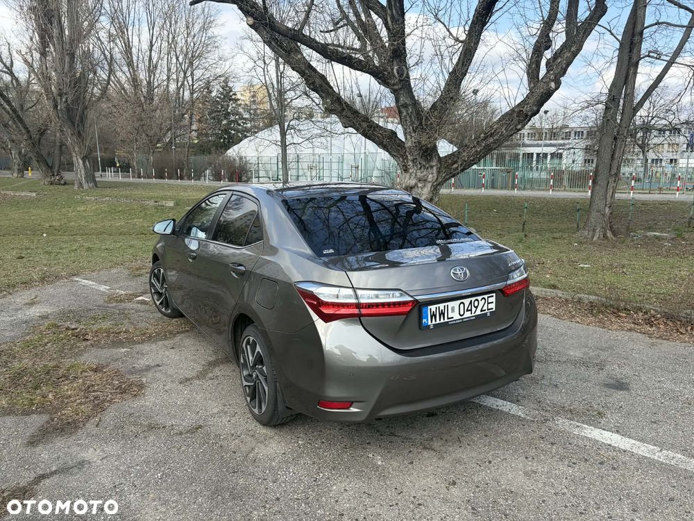 Toyota Corolla 1.6 Comfort - 7