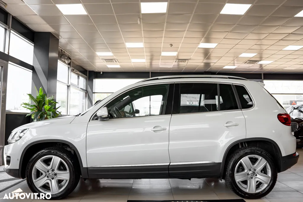 Volkswagen Tiguan 2.0 TDI SCR 4MOTION BlueMotion Technology DSG Sport & Style - 14