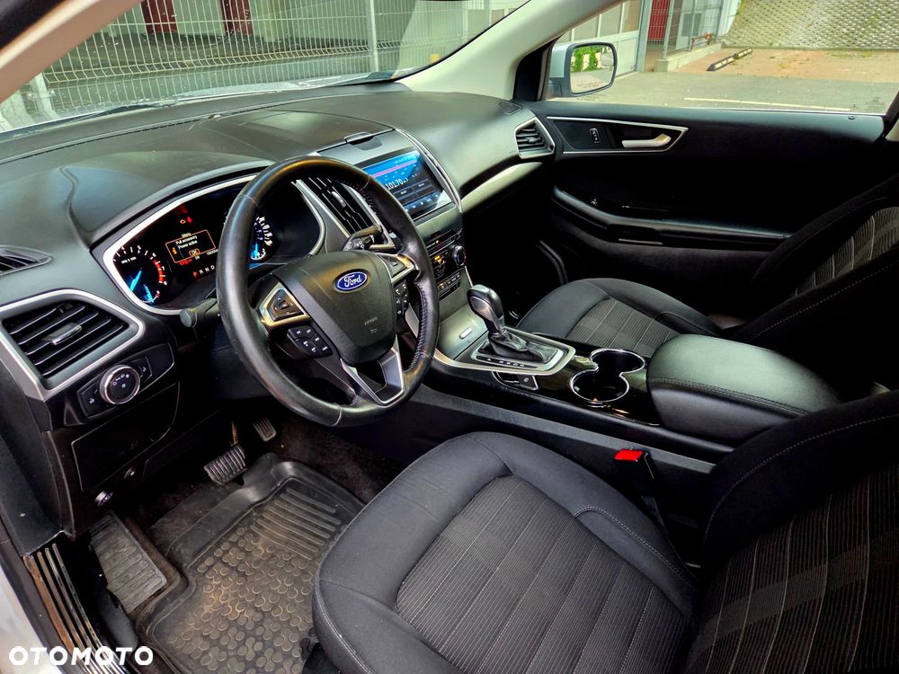 Ford Edge - 4