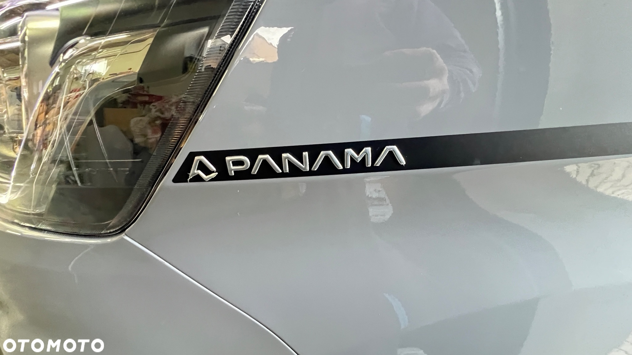 Ford Custom Panama - 40