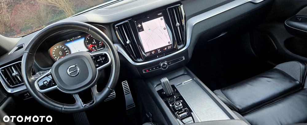 Volvo S60 T4 R-Design - 37