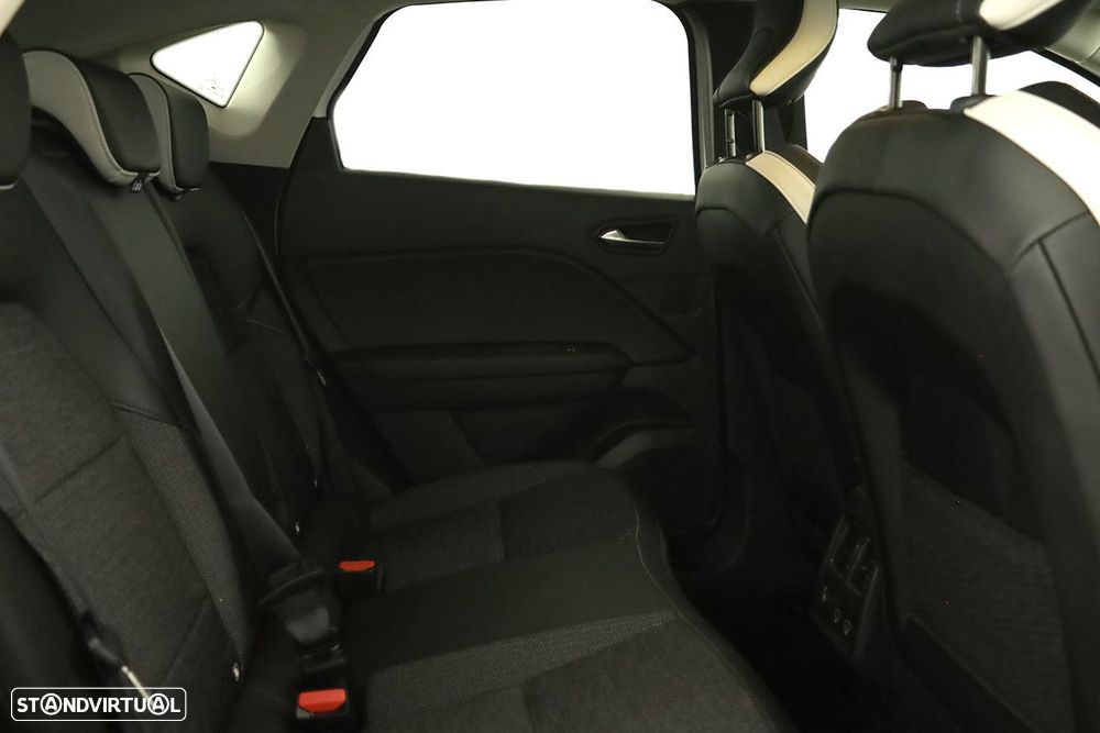 Renault Captur 1.0 TCe Techno Bi-Fuel - 24