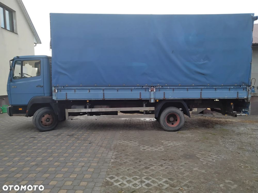 Mercedes-Benz 814 - 1