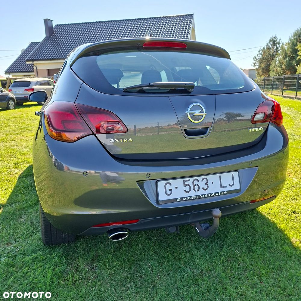 Opel Astra 1.4 Turbo Cosmo - 13