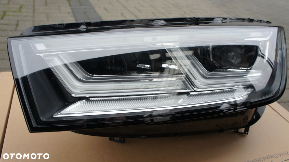 PRZEDNIA LEWA LAMPA AUDI Q5 80A FULL LED MATRIX - 2