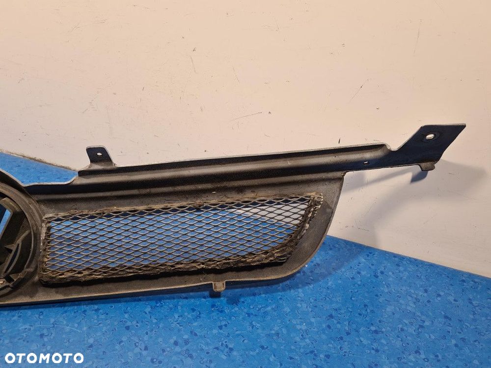 VOLKSWAGEN LUPO 1.0 ATRAPA / GRILL LR5D - 13
