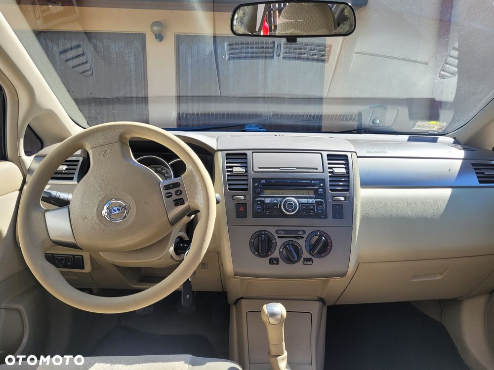 Nissan Tiida 1.6 Visia - 2