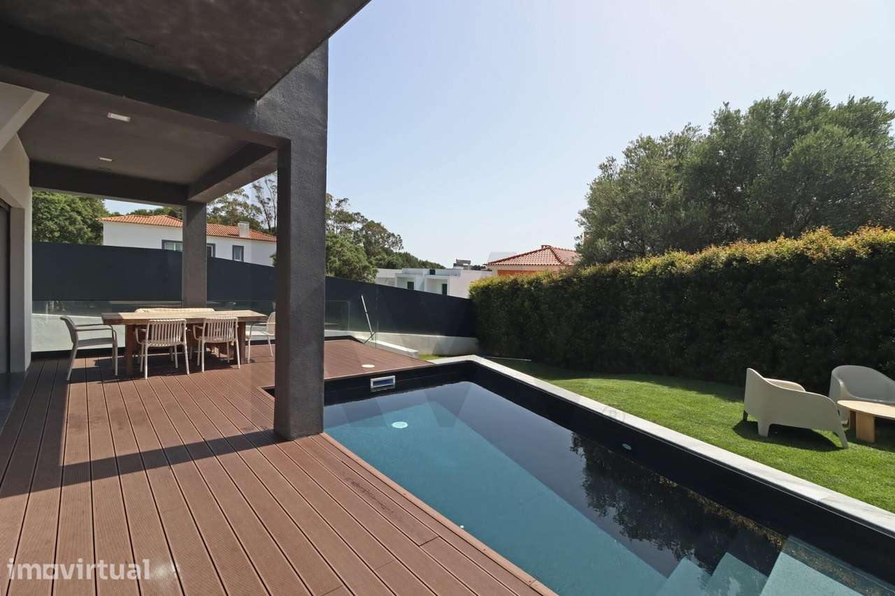 Exclusiva Moradia T6 Independente com Jardim e Piscina - Grande imagem: 5/25