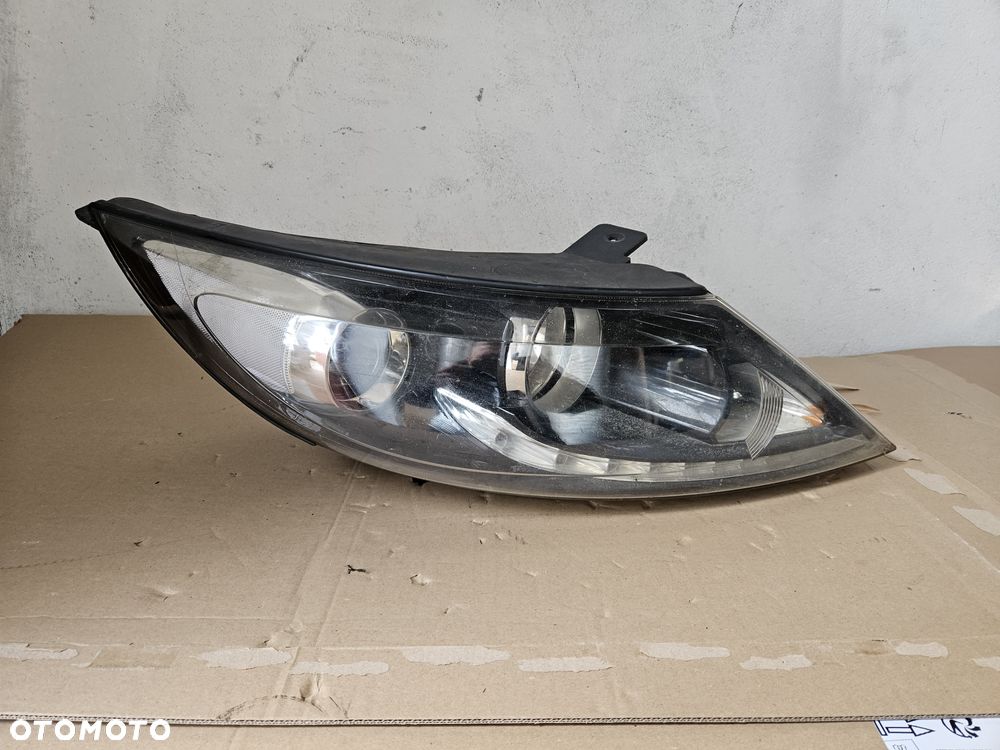 Kia Sportage III lampa przednia xenon lewa prawa europa
