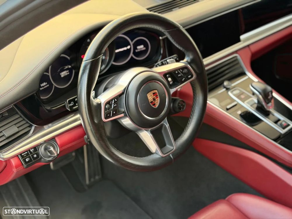 Porsche Panamera Sport Turismo 4 E-Hybrid Platinum Edition - 26