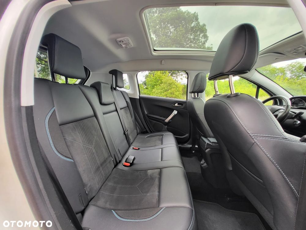 Peugeot 2008 - 19
