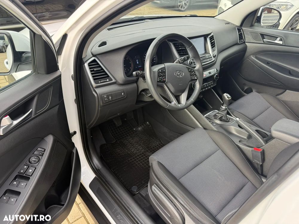 Hyundai Tucson ver-2-0-crdi-4wd-automatik-premium - 6