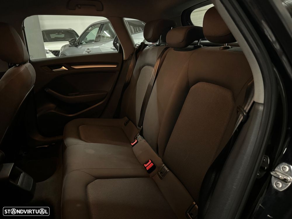 Audi A3 Sportback 1.6 TDI Sport - 14