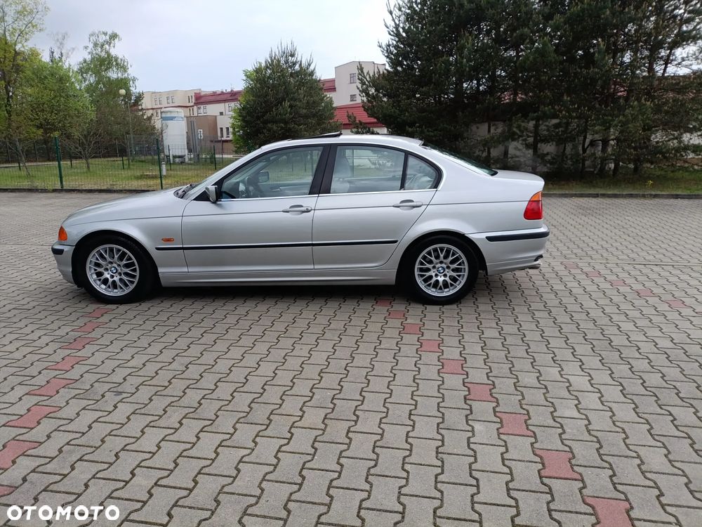 BMW Seria 3 - 27