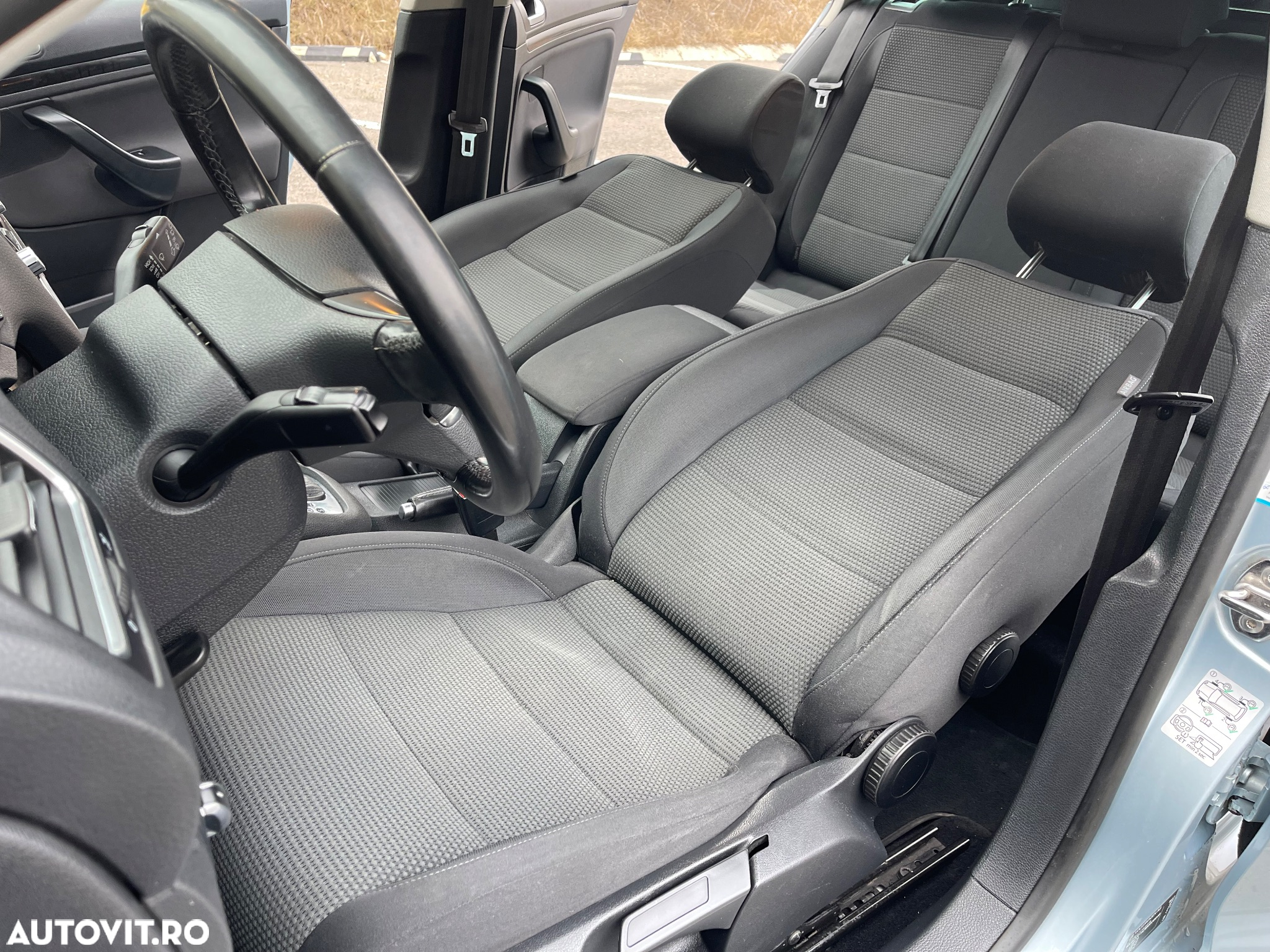 Volkswagen Golf 1.6 TDI BlueMotion Technology DPF Highline DSG - 13
