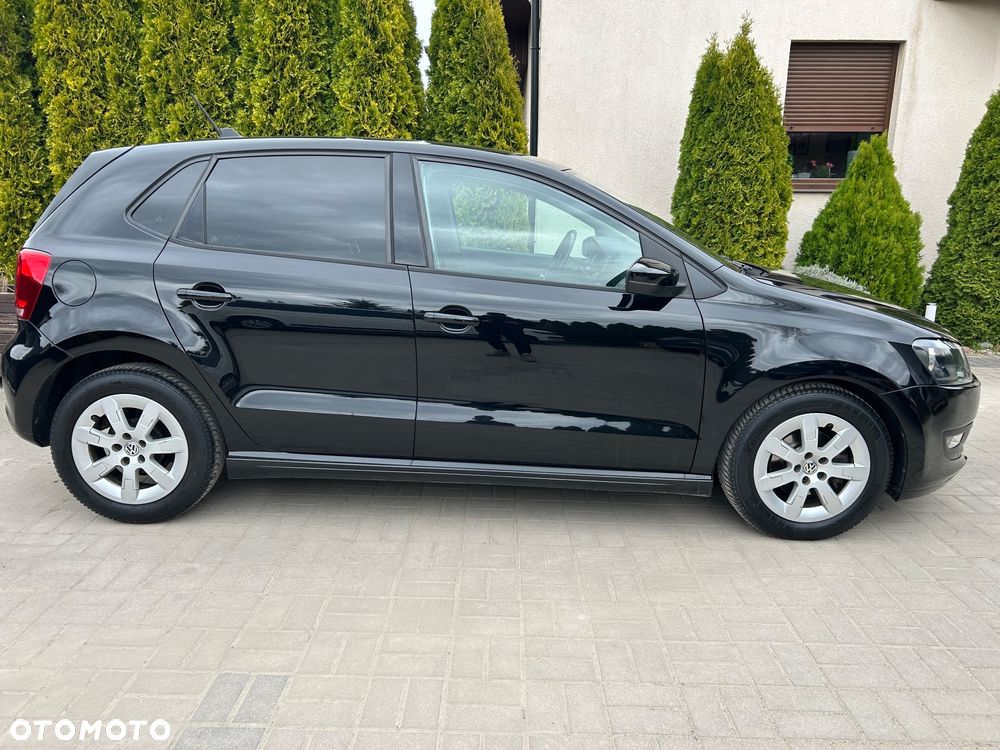 Volkswagen Polo - 2