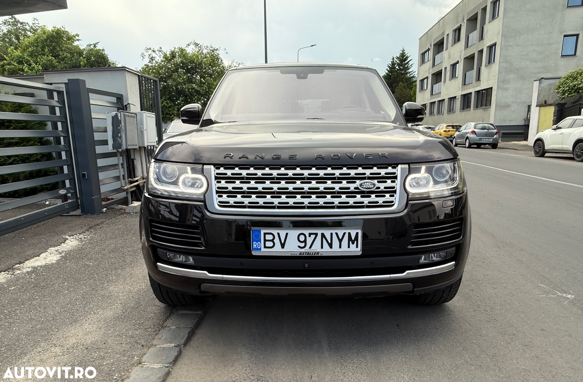 Land Rover Range Rover Vogue - 13