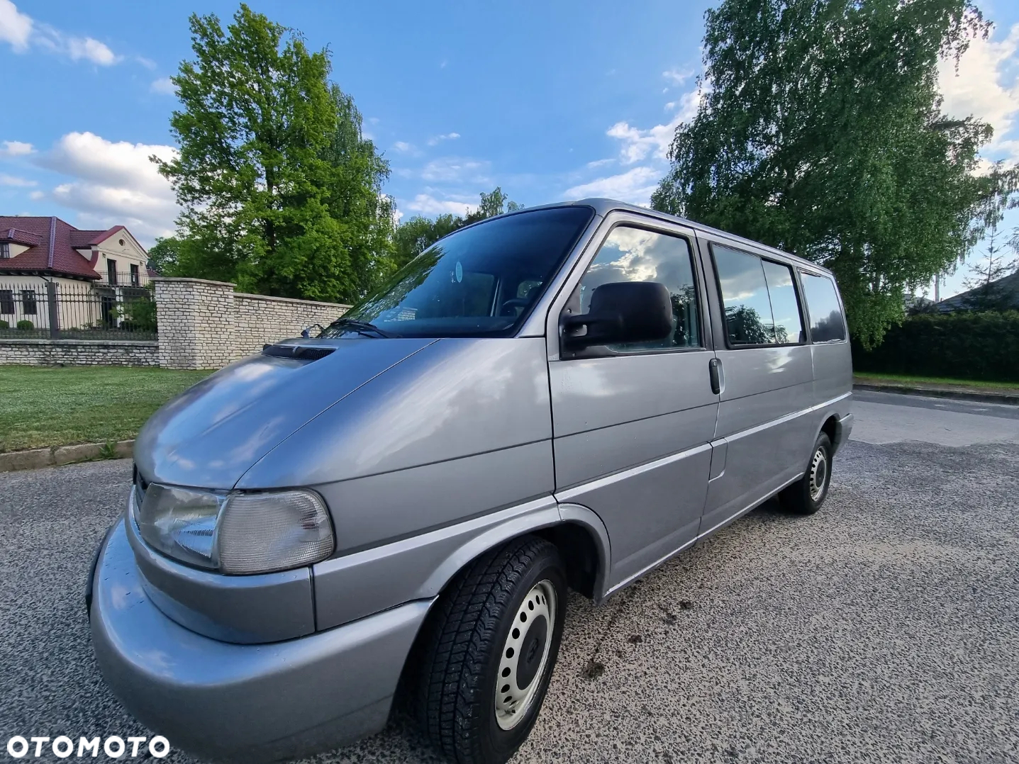 Volkswagen Transporter - 2