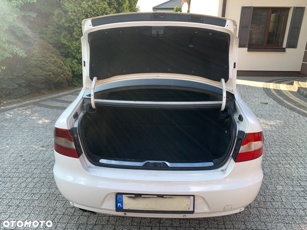 Skoda Superb 2.0 TDI Family - 14