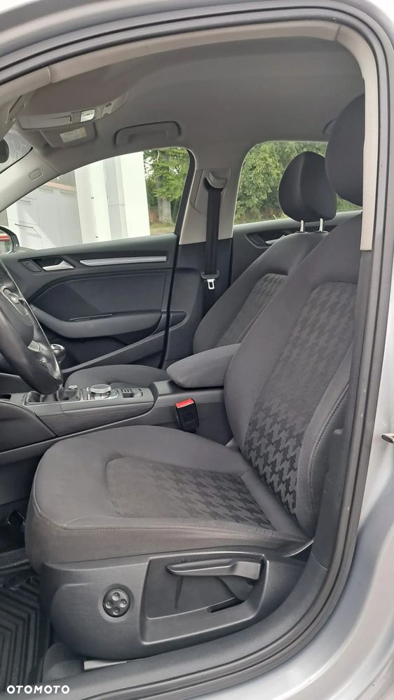 Audi A3 2.0 TDI Ambiente - 12