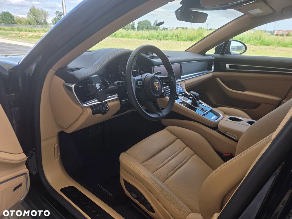 Porsche Panamera 4 E-Hybrid Platinum Edition - 8