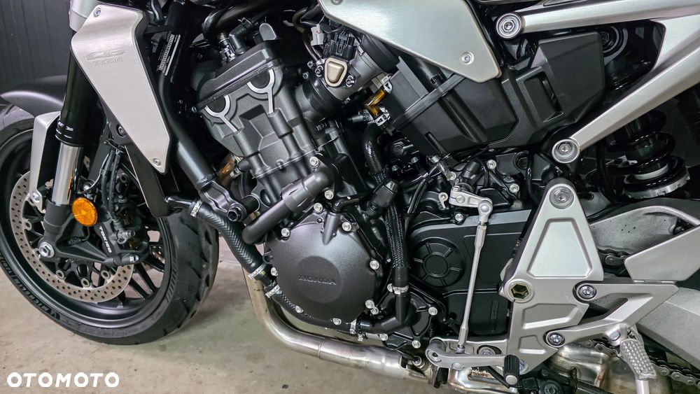 Honda CB - 4