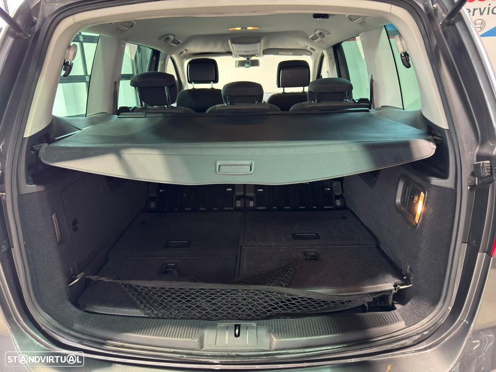 VW Sharan 2.0 TDI Confortline - 35