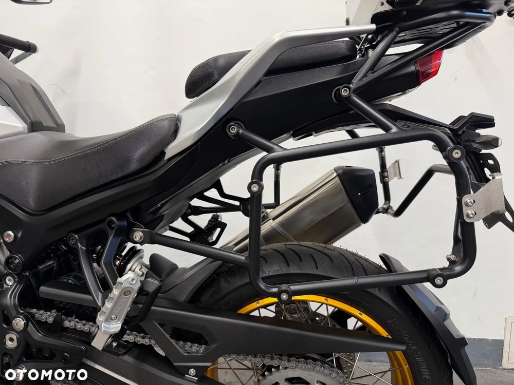 QJMOTOR SRT 800SX - 31