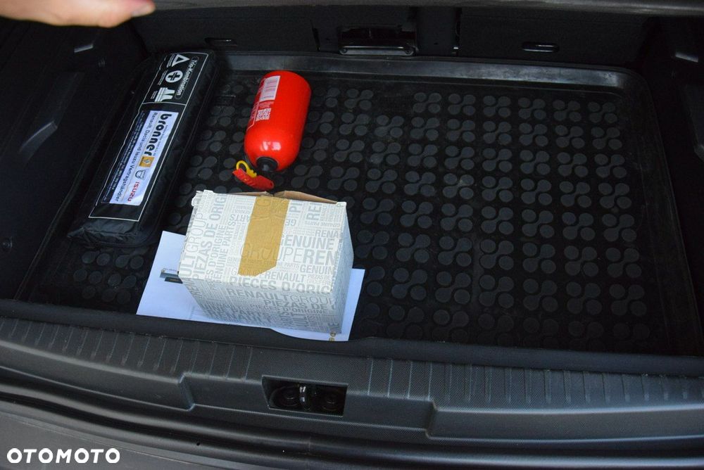 Renault Captur ENERGY TCe 120 EDC Crossborder - 24