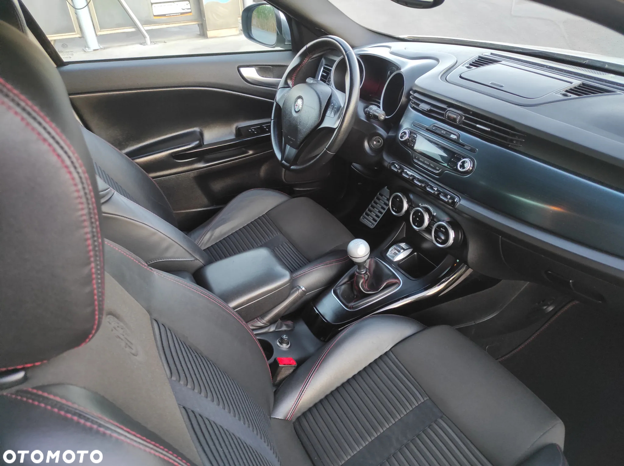 Alfa Romeo Giulietta 1750 TBi Quadrifoglio Verde - 25