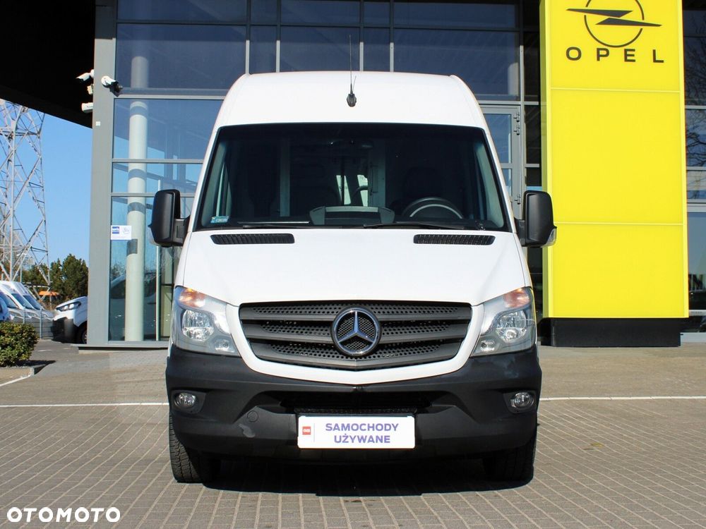 Mercedes-Benz Sprinter L4H2 - 3