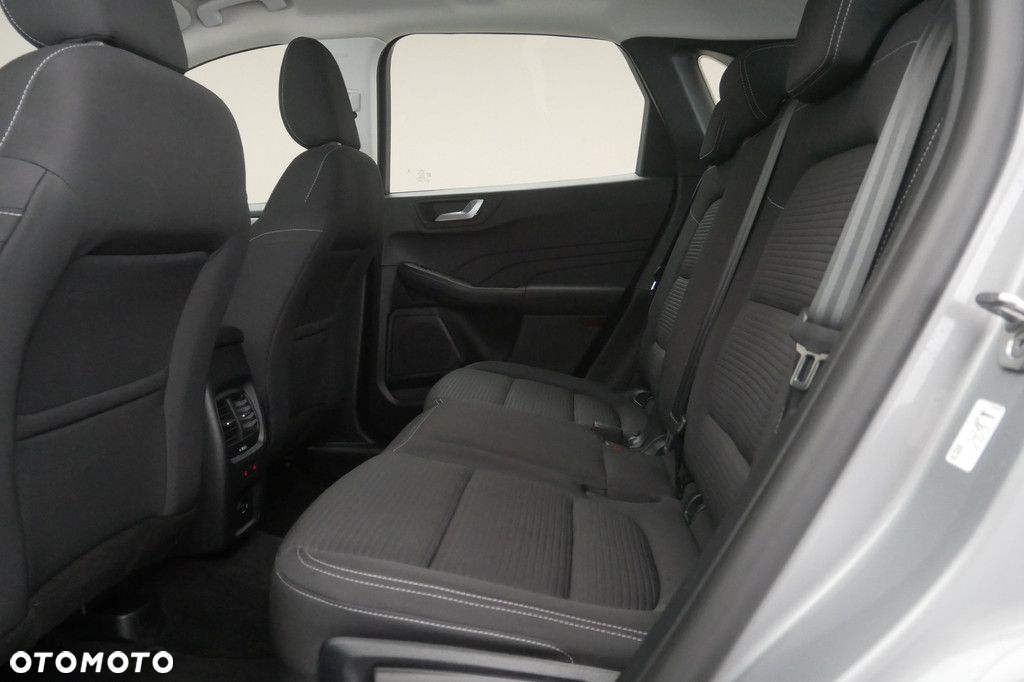Ford Kuga - 15