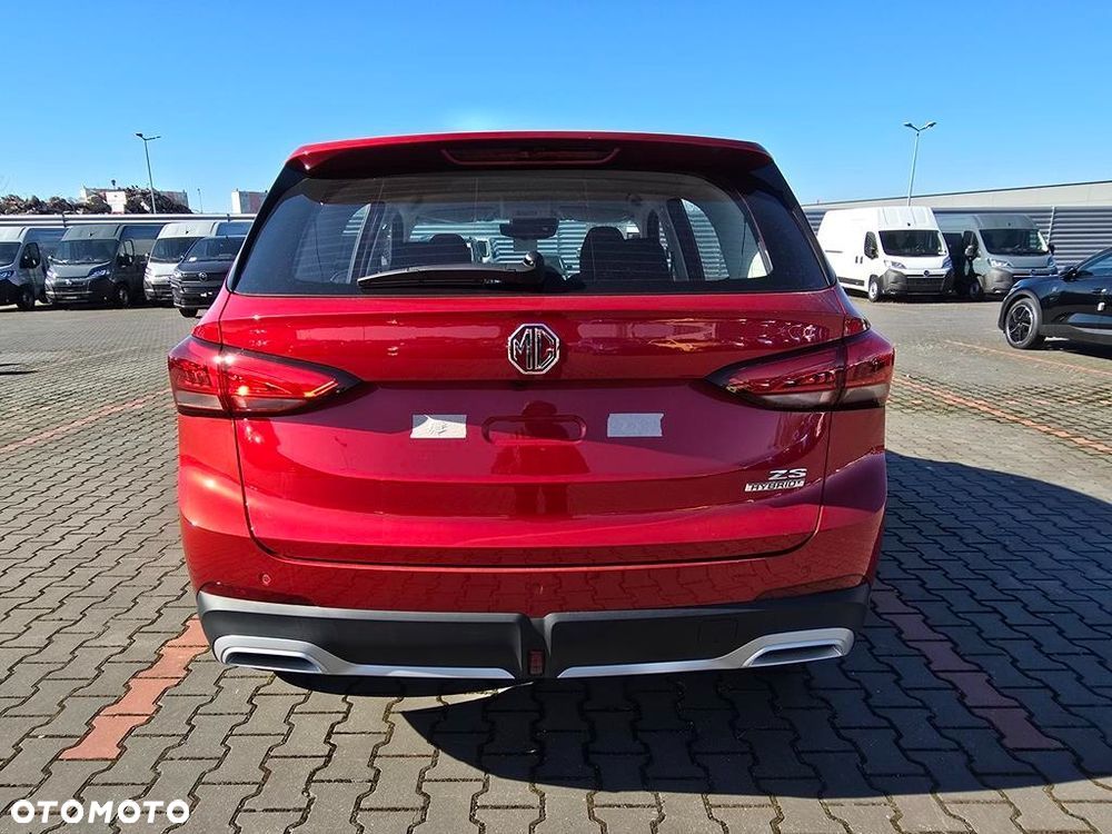 MG ZS - 4
