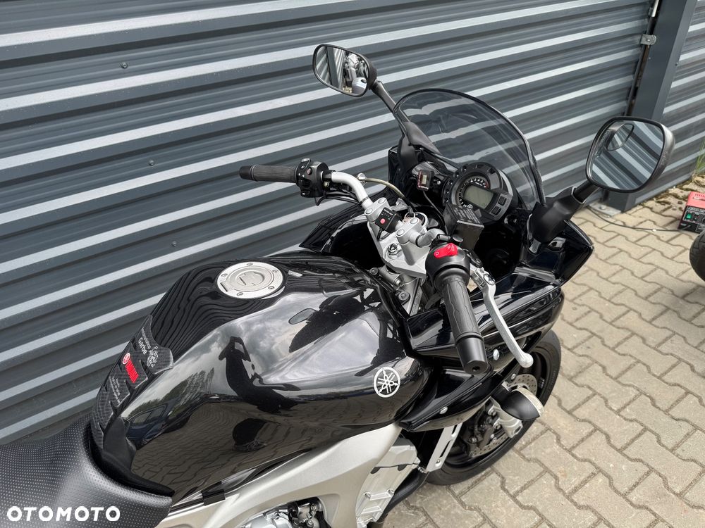 Yamaha FZ6 - 7