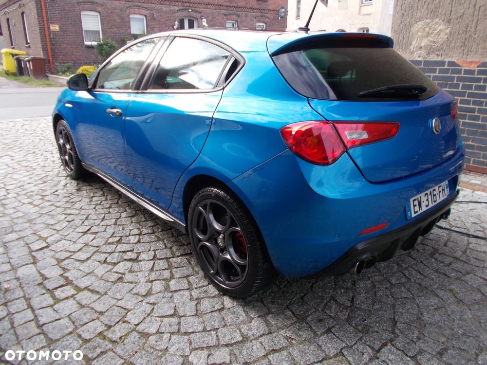 Alfa Romeo Giulietta 2.0 JTDM 16V Collezione - 4