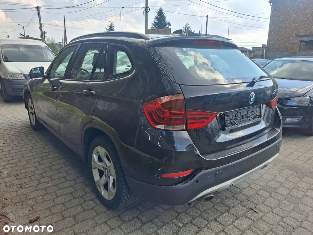 BMW X1 sDrive20d Sport Line - 4