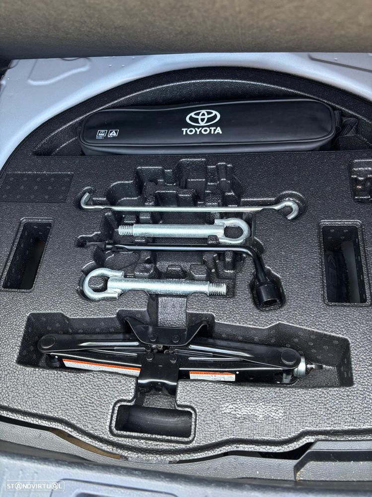 Toyota Corolla - 7