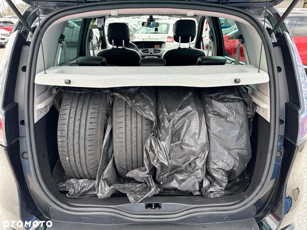 Renault Scenic 1.5 dCi Energy Bose EU6 - 31