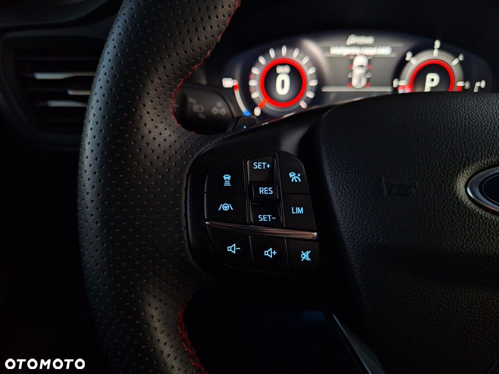 Ford Kuga 2.0 EcoBlue AWD ST-Line X - 37