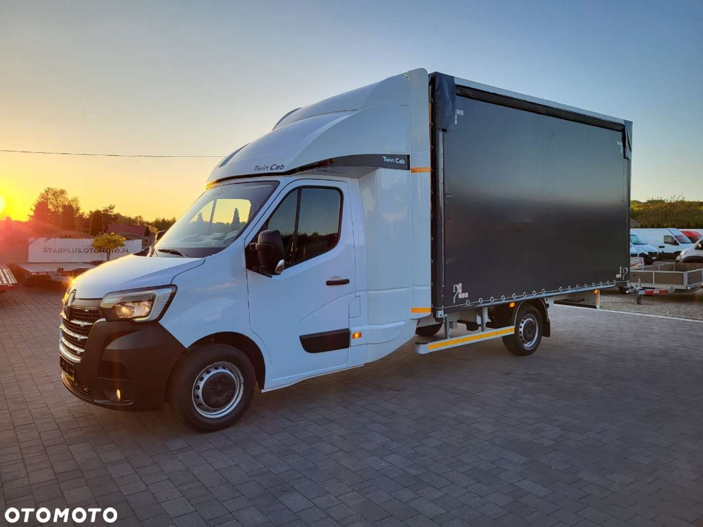 Renault Master 10 europalet Salon Polska - 3
