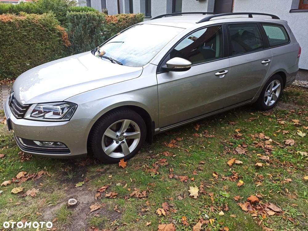 Volkswagen Passat - 4