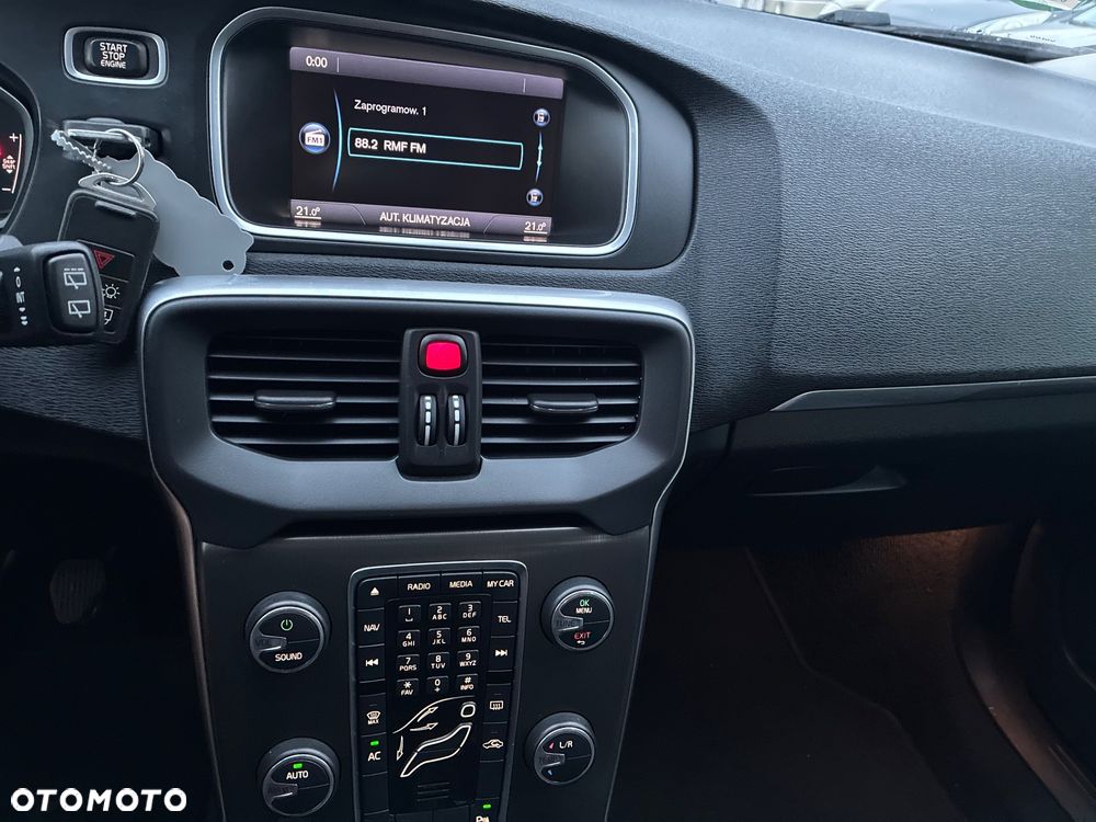 Volvo V40 - 13