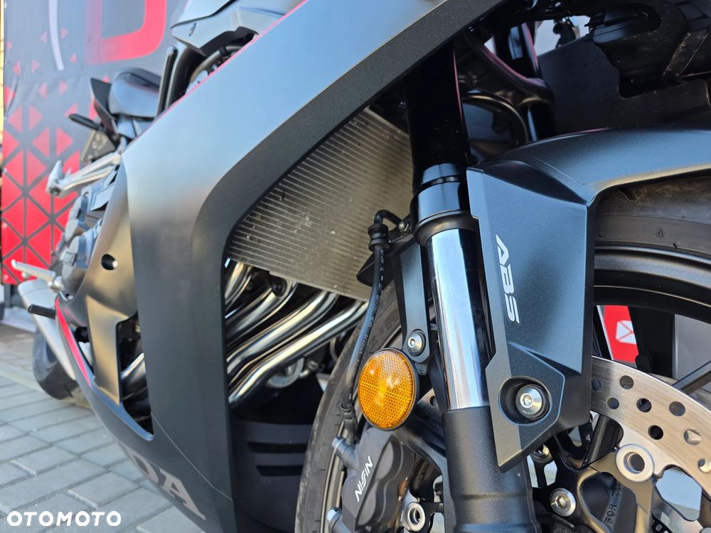Honda CBR - 21