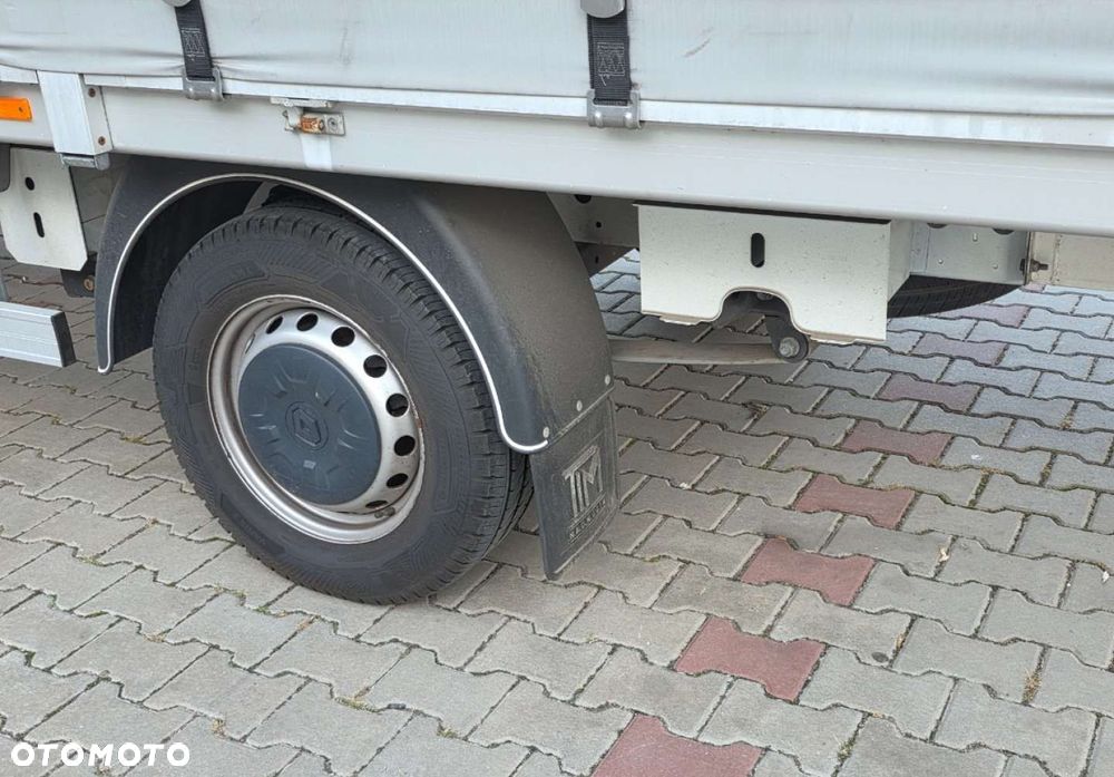 Renault Master - 32
