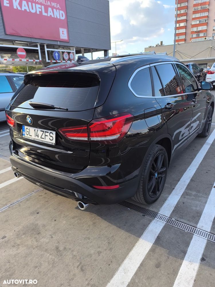 BMW X1 xDrive20d Aut. Sport Line - 4